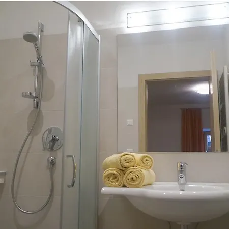 Schoetzerhof Apartman *